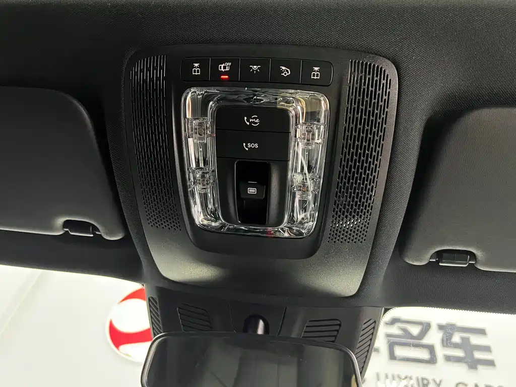 MERCEDES BENZ GLB 2023