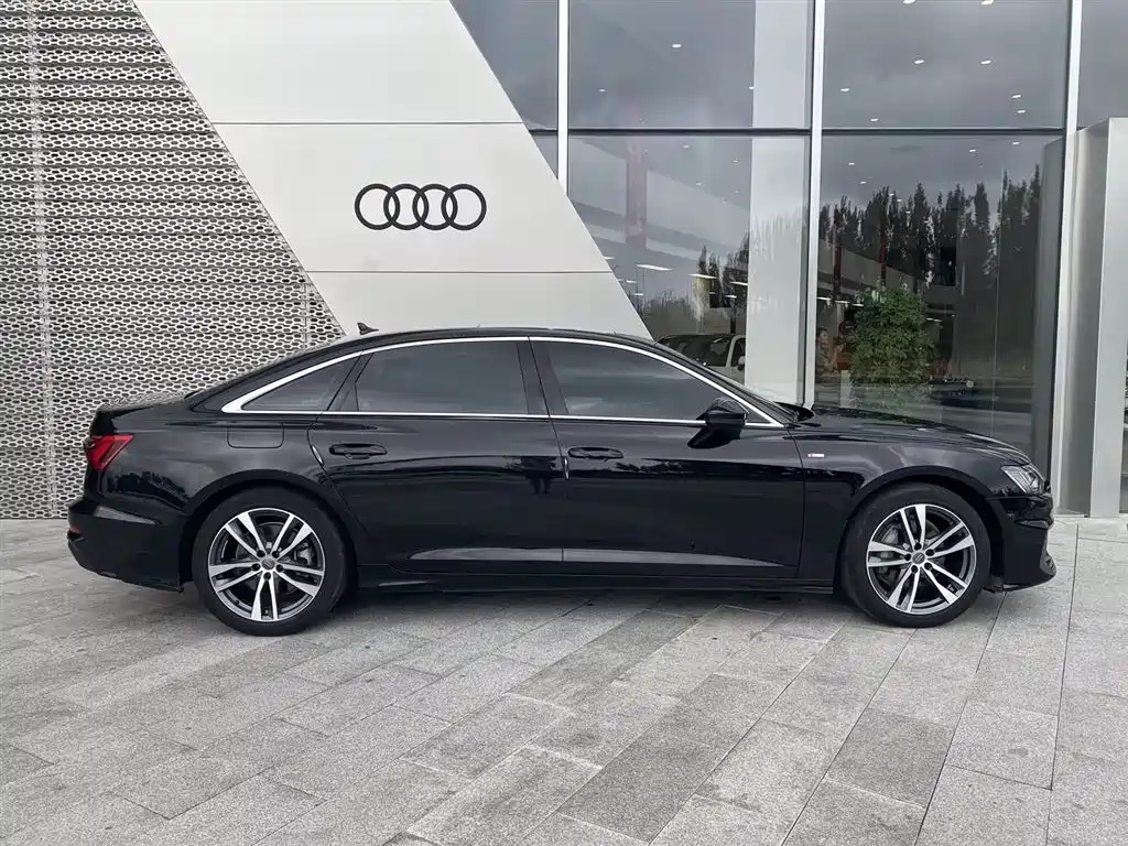 AUDI A6L 2019