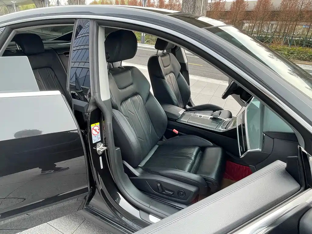 AUDI A7 2021