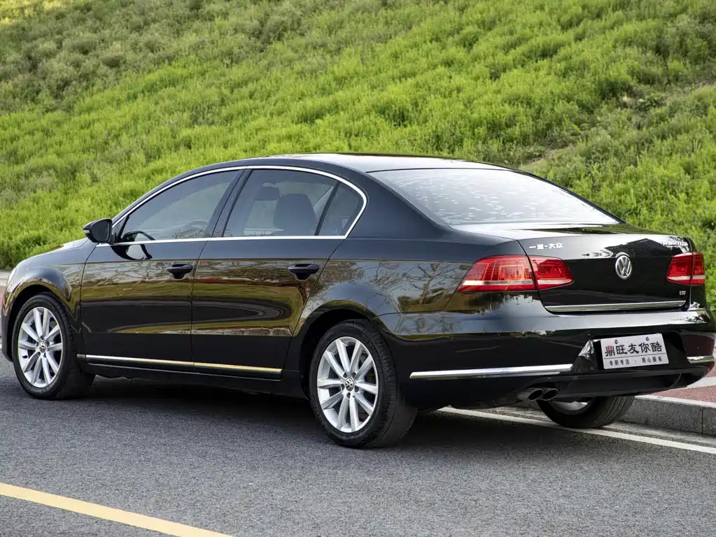 VOLKSWAGEN MAGOTAN 2014