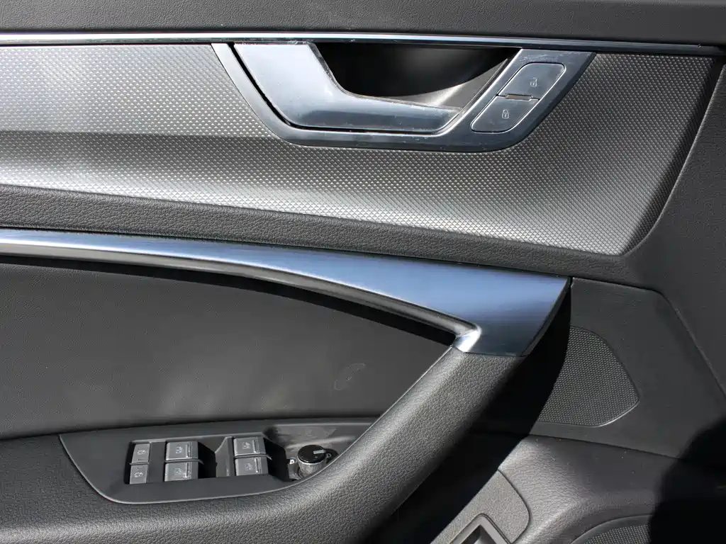 AUDI A6L 2024
