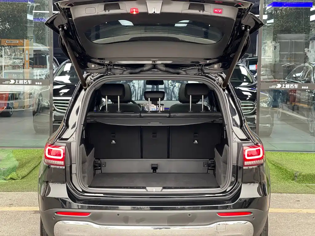 MERCEDES BENZ GLB 2022