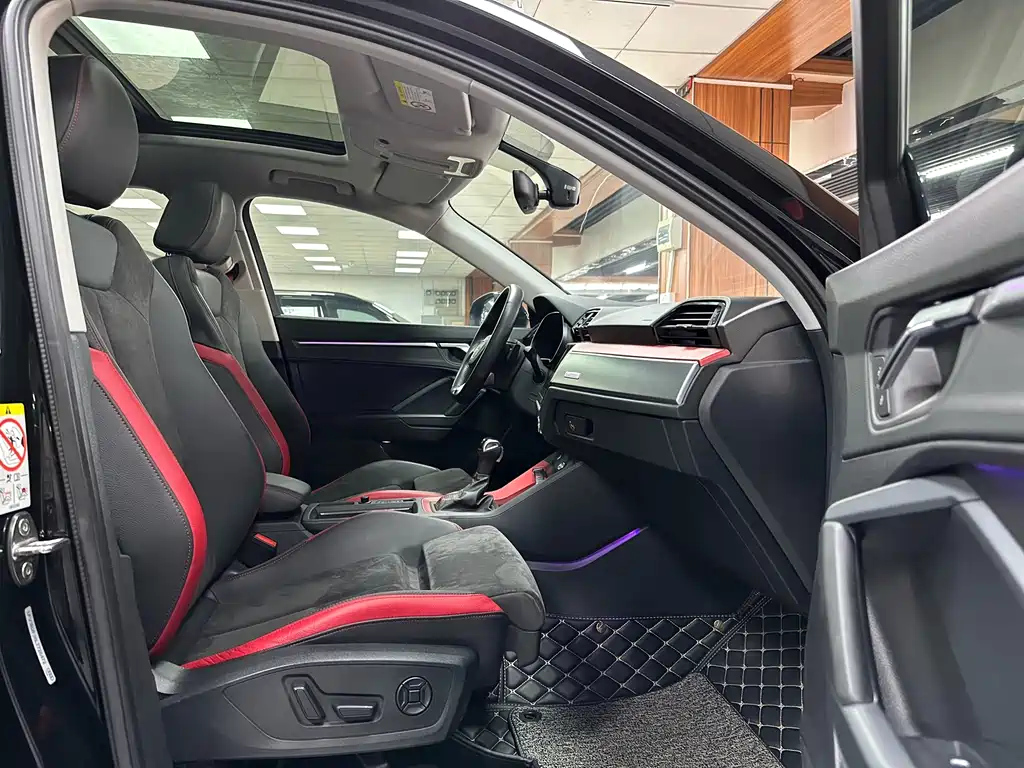 AUDI Q3 2020