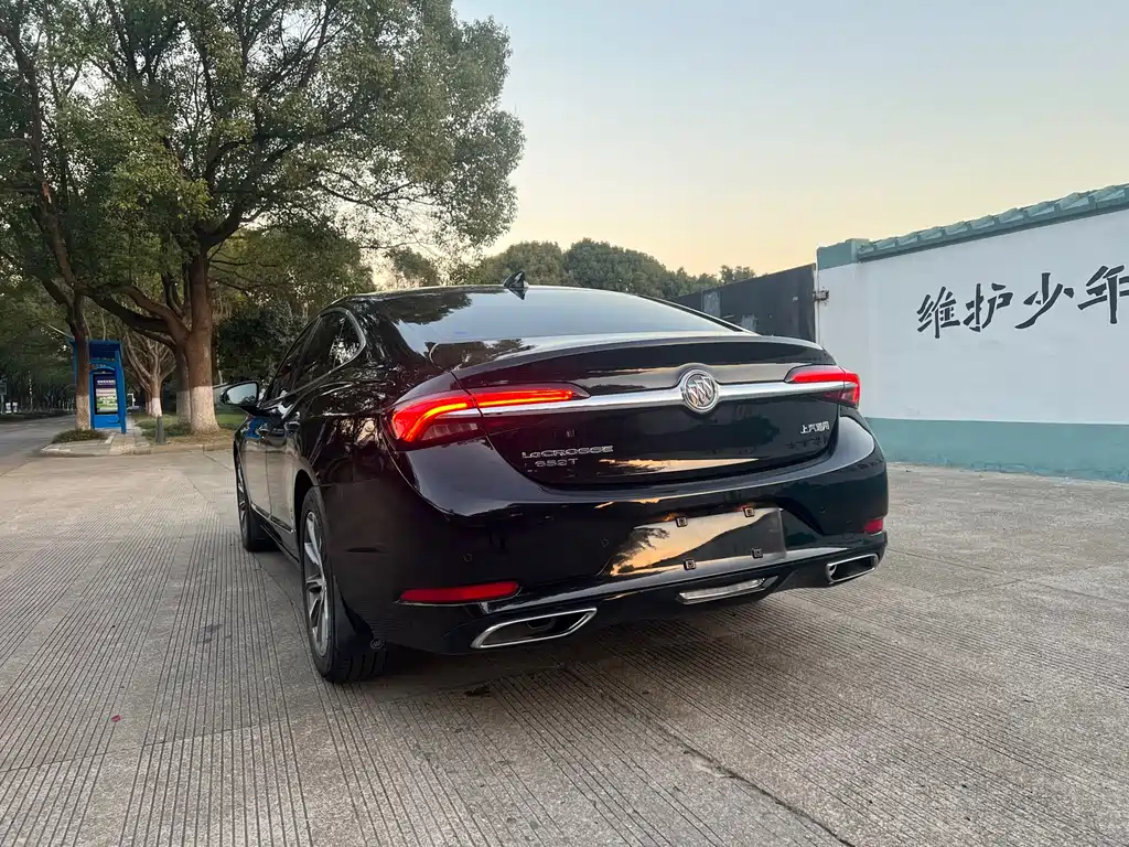 BUICK LACROSSE 2021