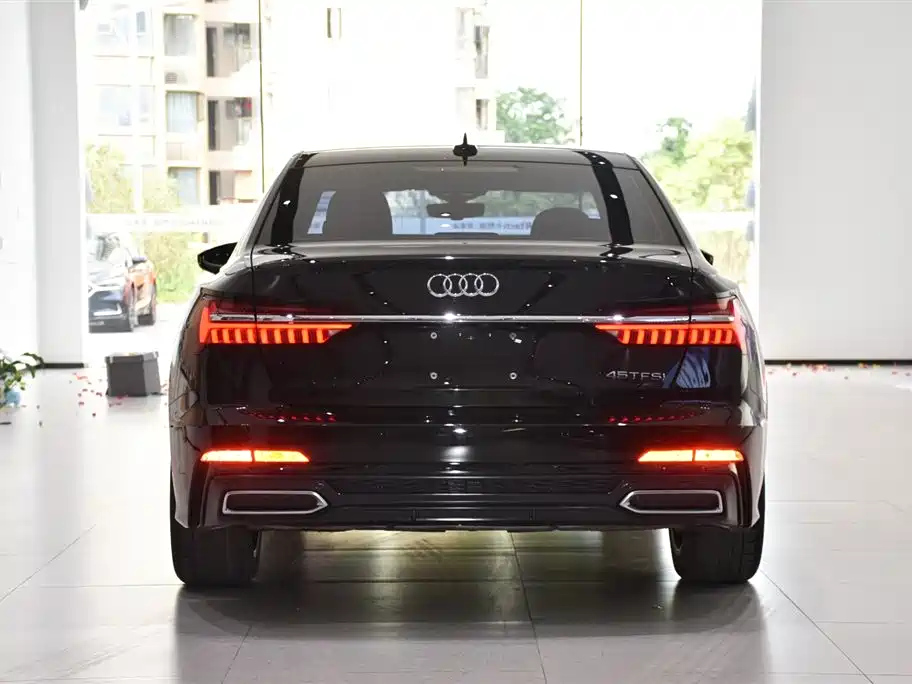 AUDI A6L 2020
