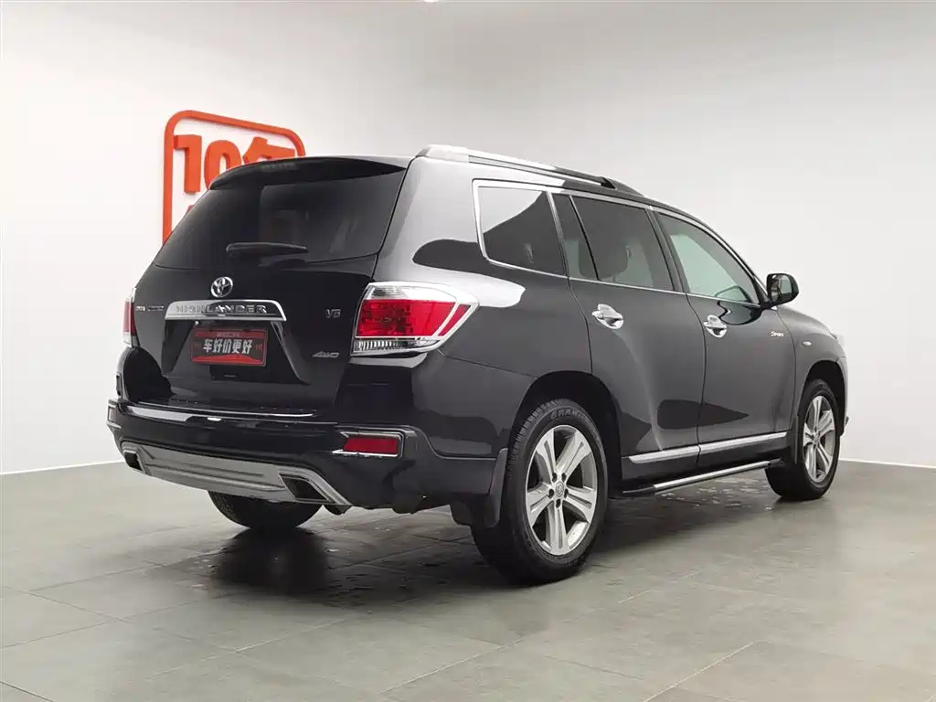 TOYOTA HIGHLANDER 2015