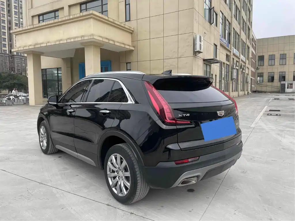 CADILLAC XT4 2022