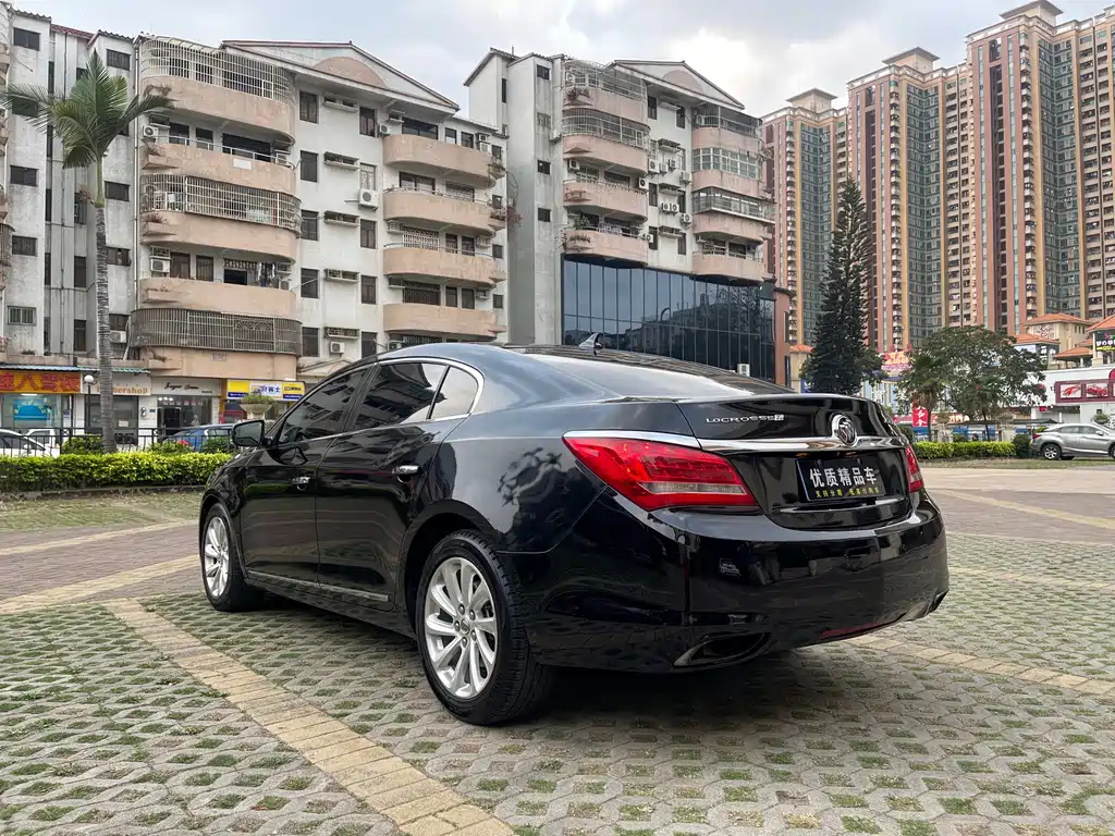BUICK LACROSSE 2015