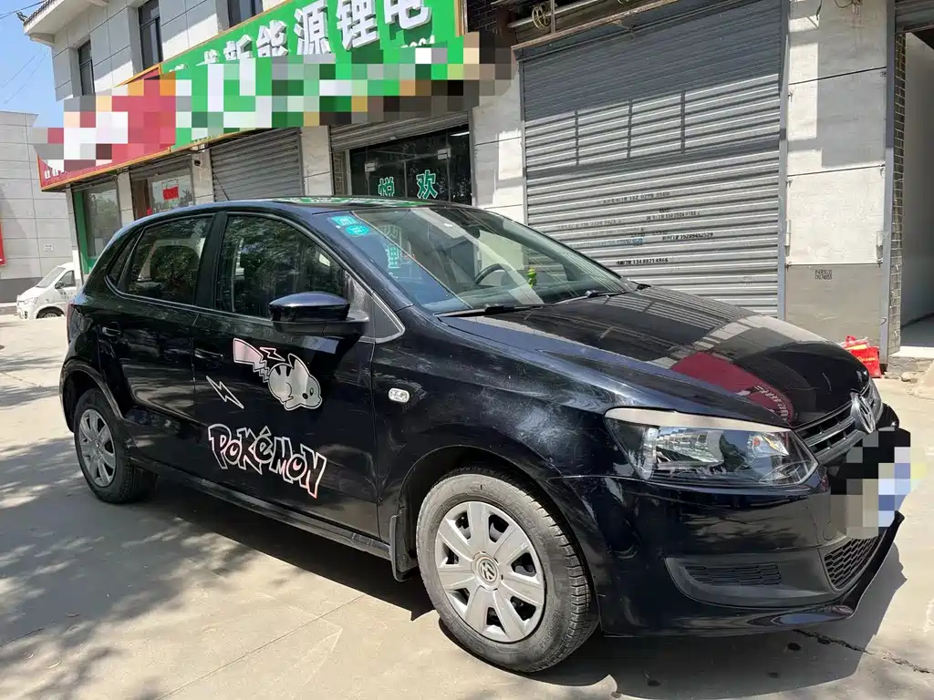 VOLKSWAGEN POLO 2014