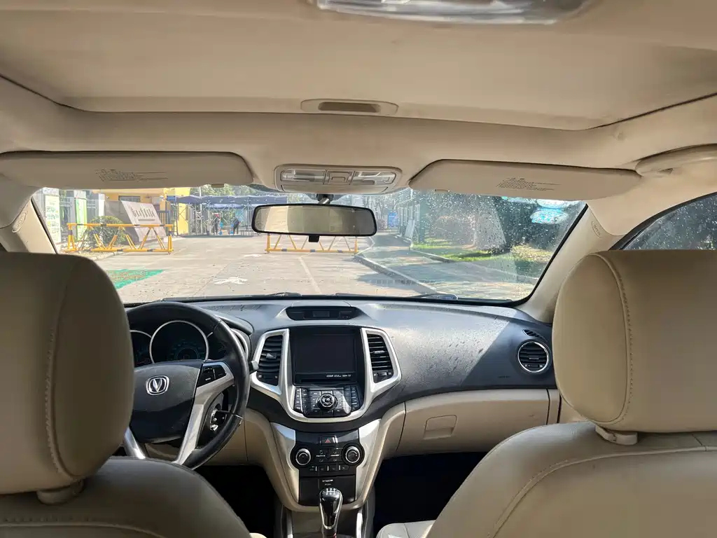 CHANGAN EADO 2014