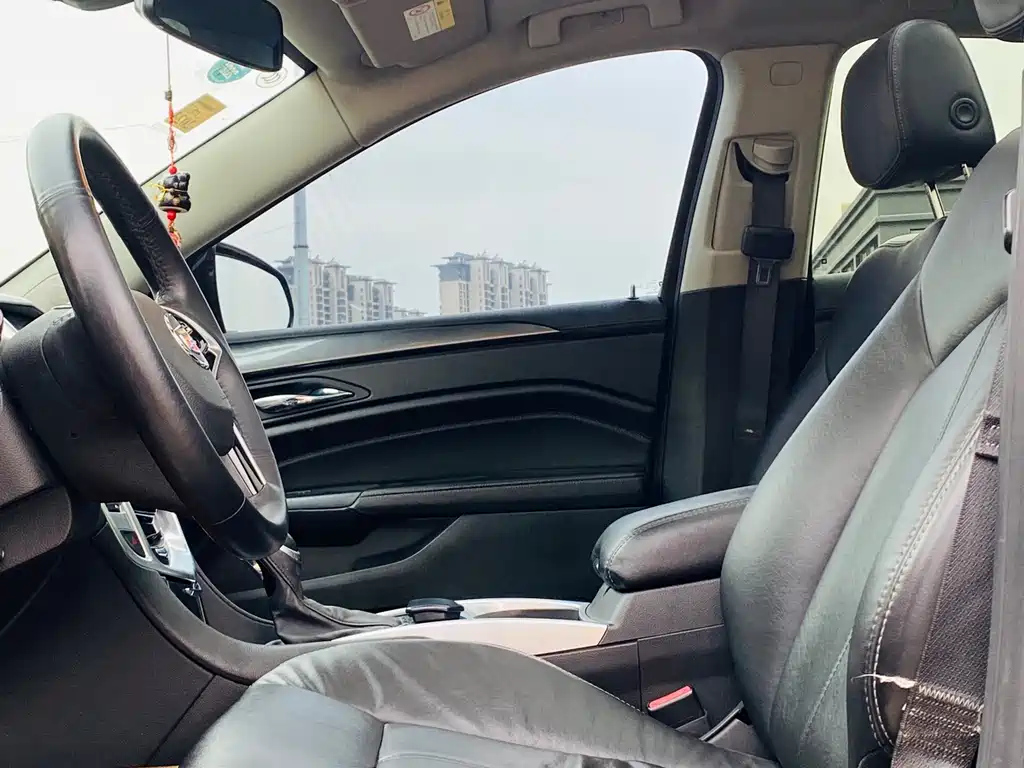 CADILLAC SRX 2015
