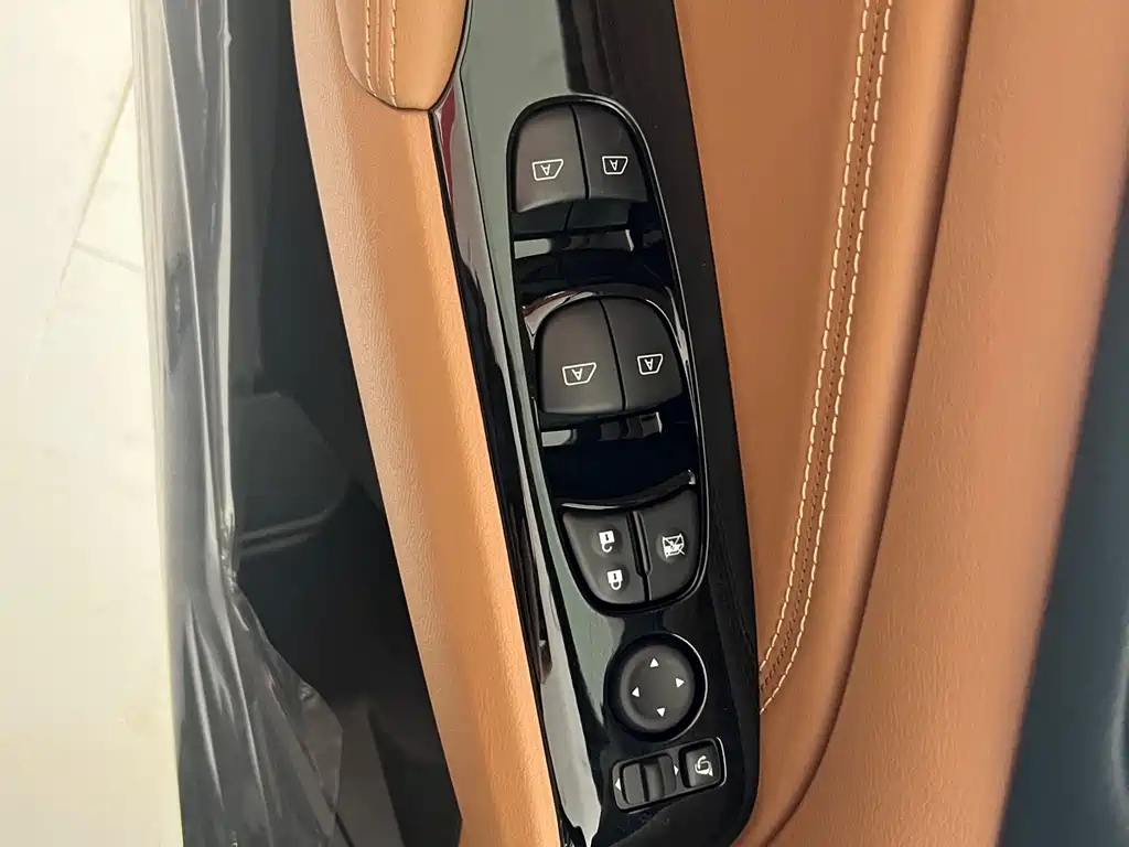 NISSAN TEANA 2024