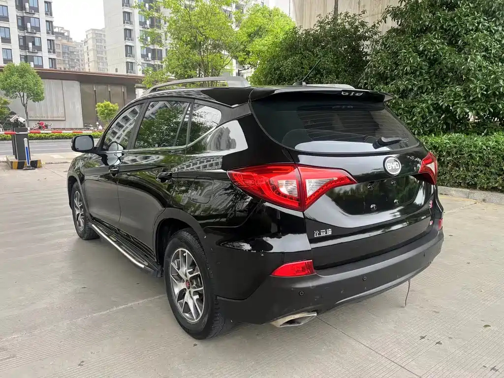 BYD SONG 2016