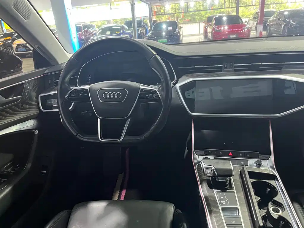 AUDI A7 2021