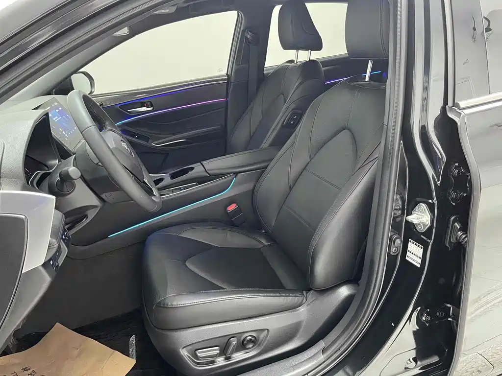 TOYOTA AVALON 2022