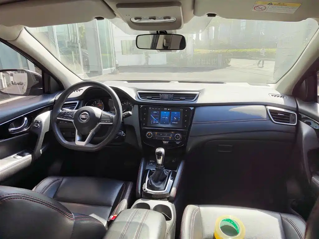 NISSAN QASHQAI 2021