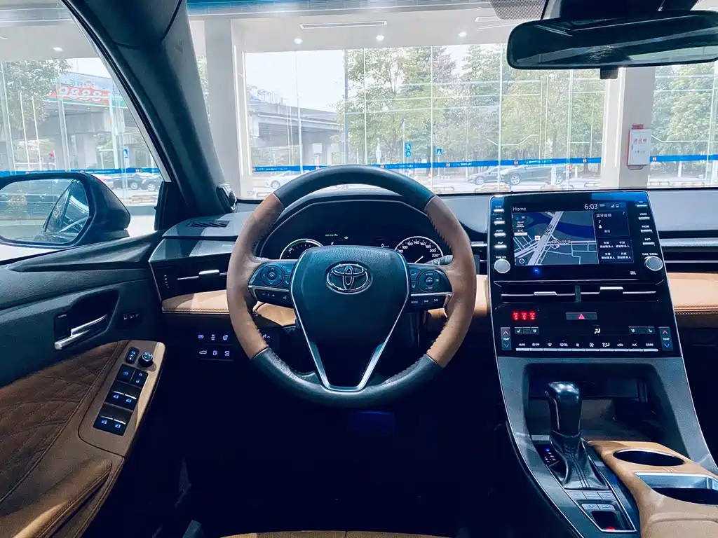 TOYOTA AVALON 2019