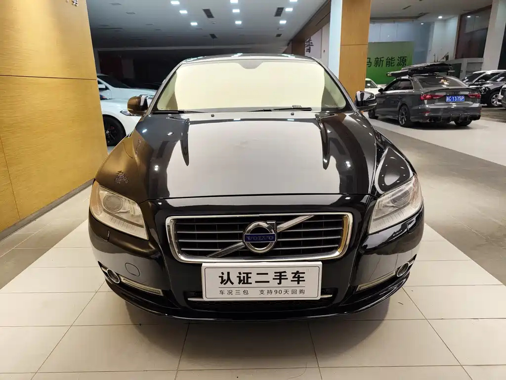 VOLVO S80L 2013