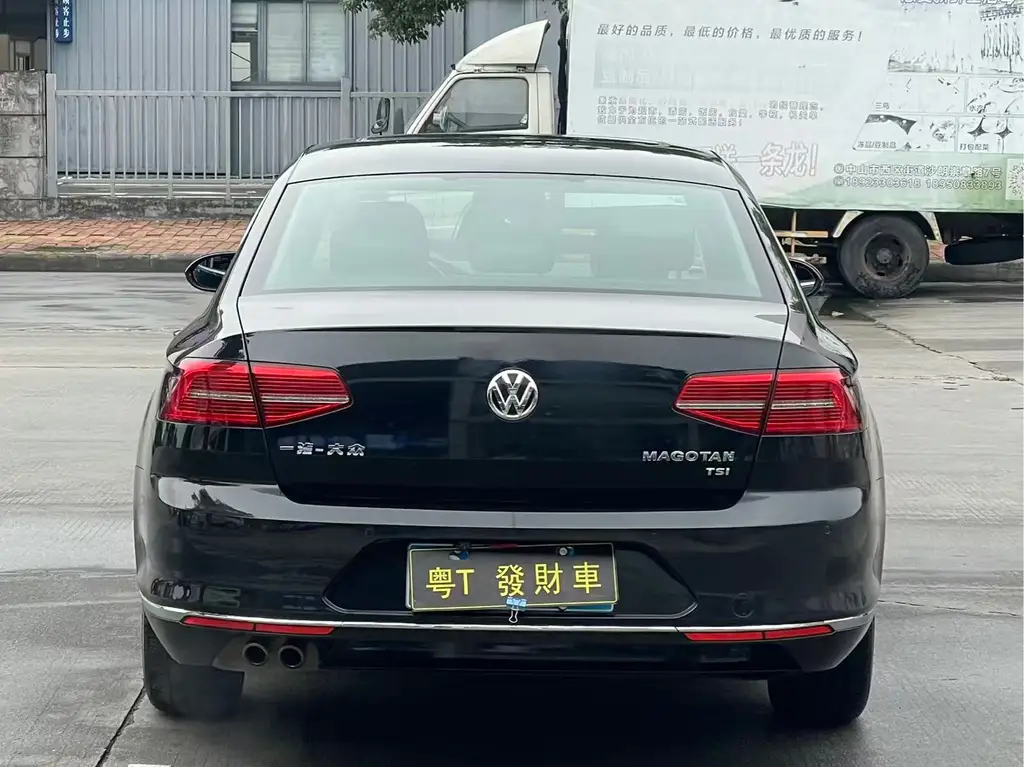 VOLKSWAGEN MAGOTAN 2017