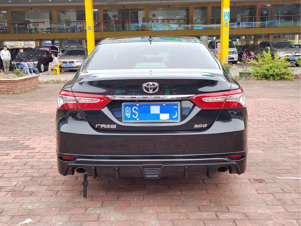 TOYOTA CAMRY 2021