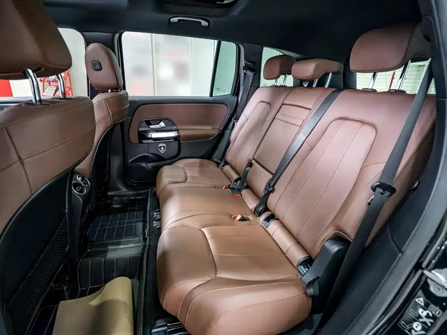 MERCEDES BENZ GLB 2021