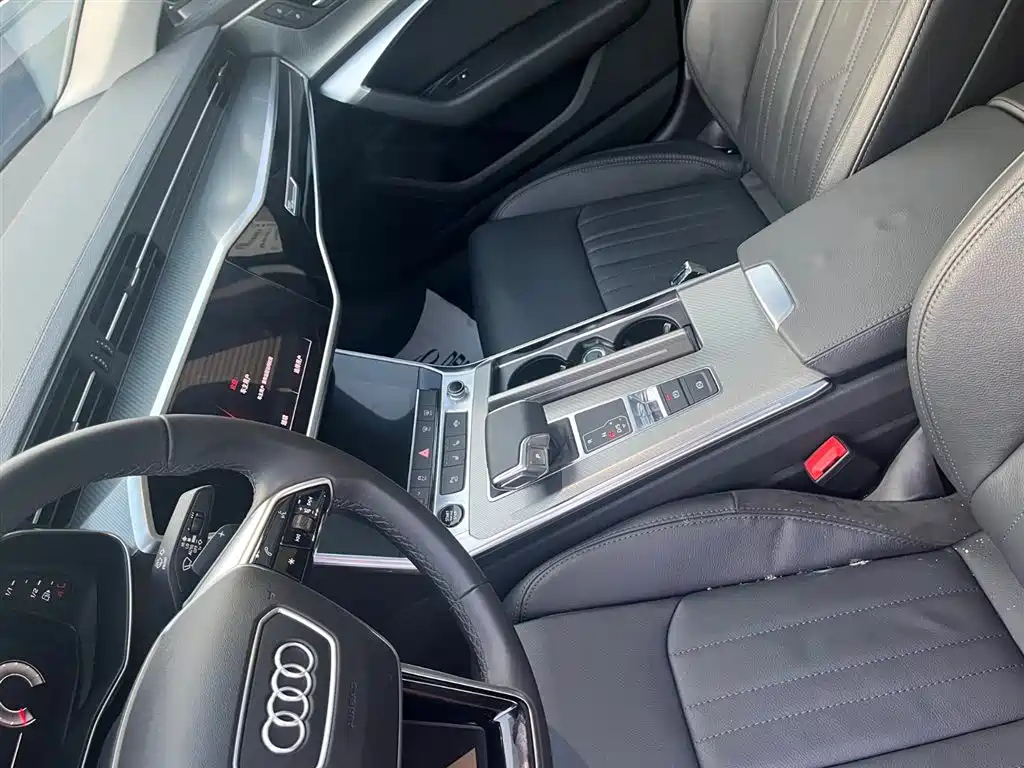 AUDI A6L 2022