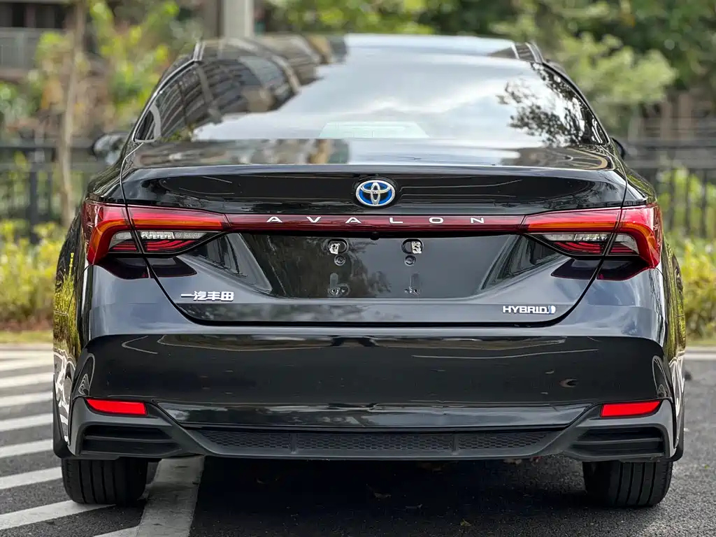 TOYOTA AVALON 2022