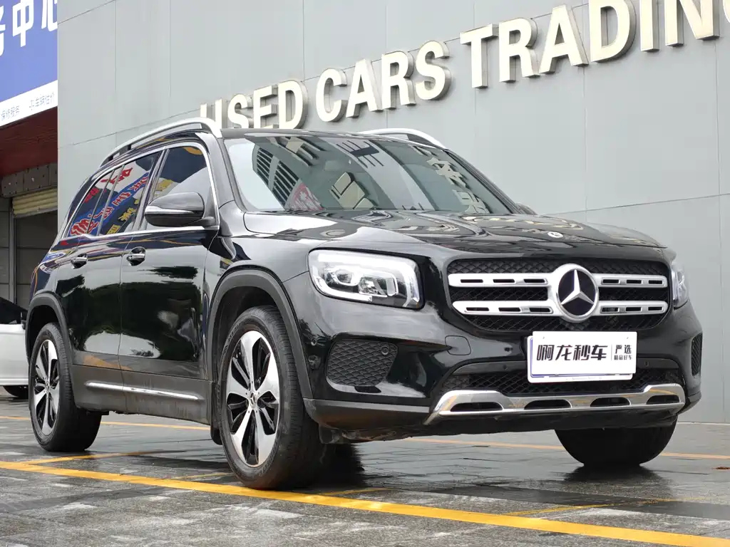 MERCEDES BENZ GLB 2021