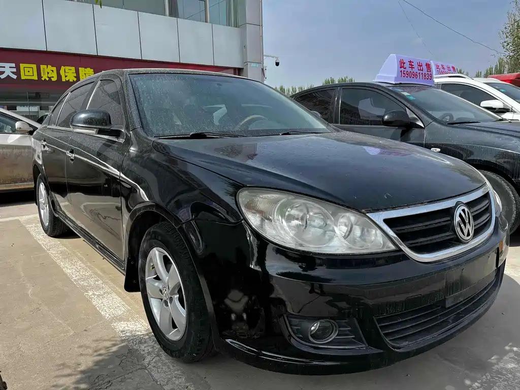 VOLKSWAGEN LAVIDA 2013