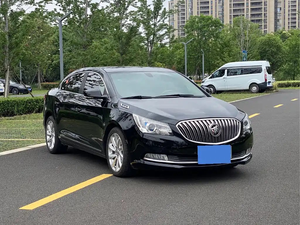 BUICK LACROSSE 2013