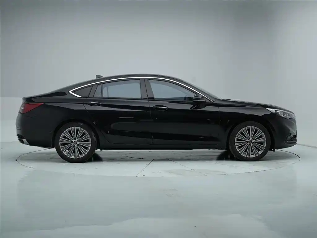 HONGQI H5 2022