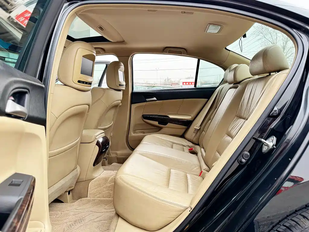 HONDA ACCORD 2010