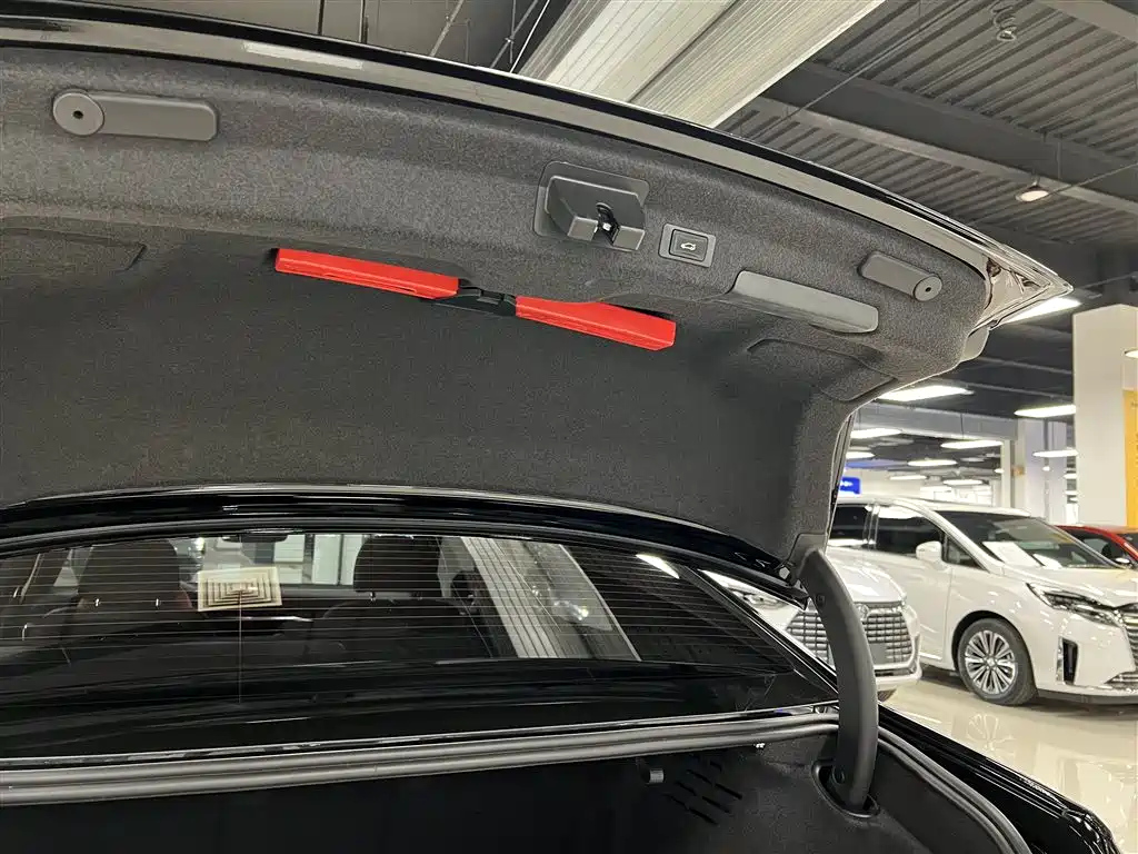 AUDI A6L 2023