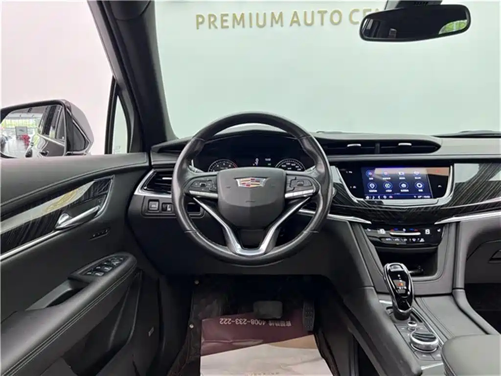 CADILLAC XT6 2021