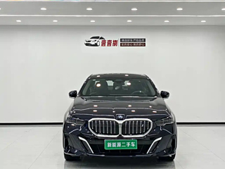 BMW I5