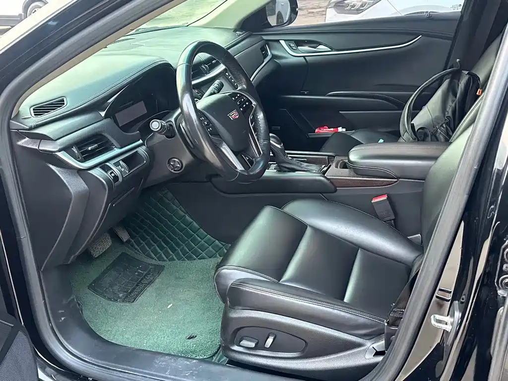 CADILLAC XTS 2018