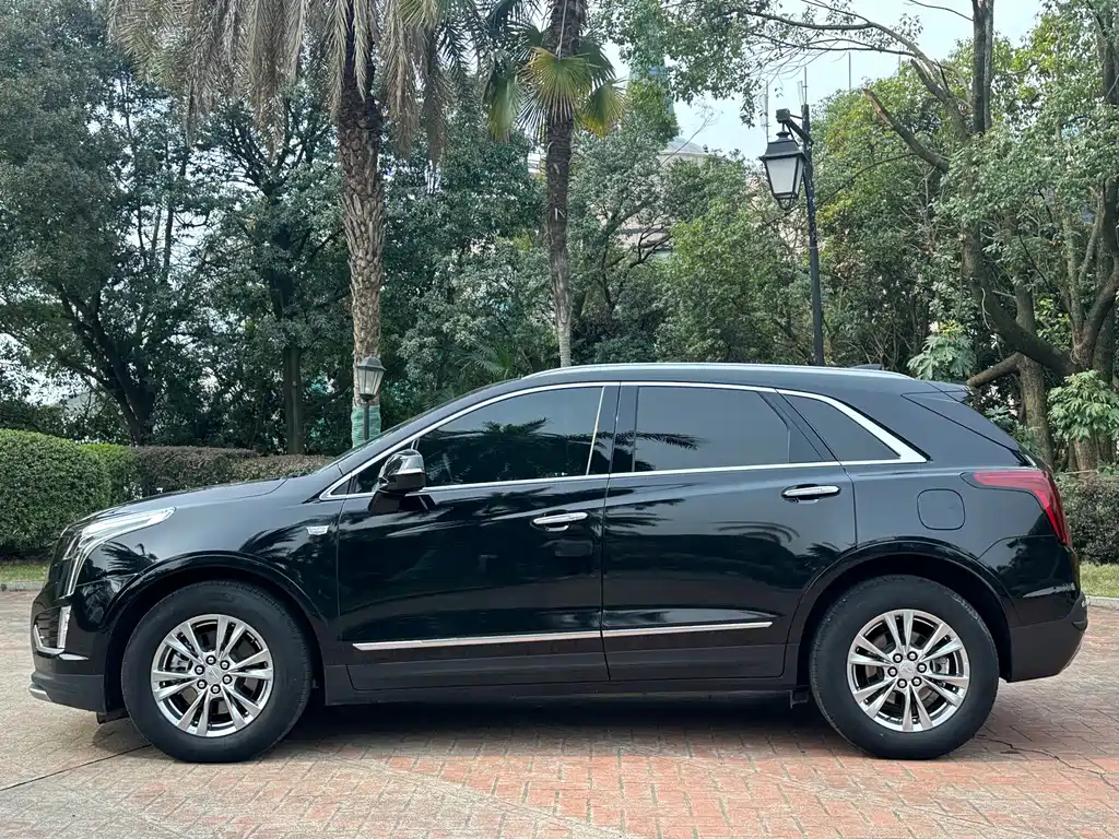 CADILLAC XT5 2020