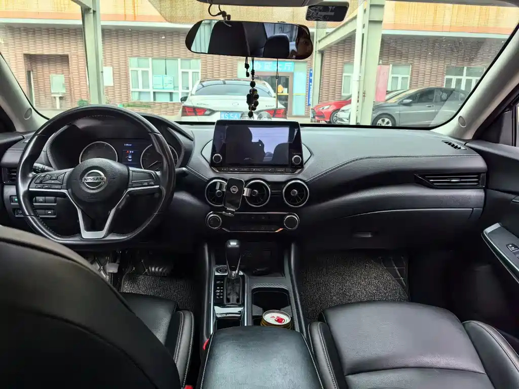 NISSAN SYLPHY 2020