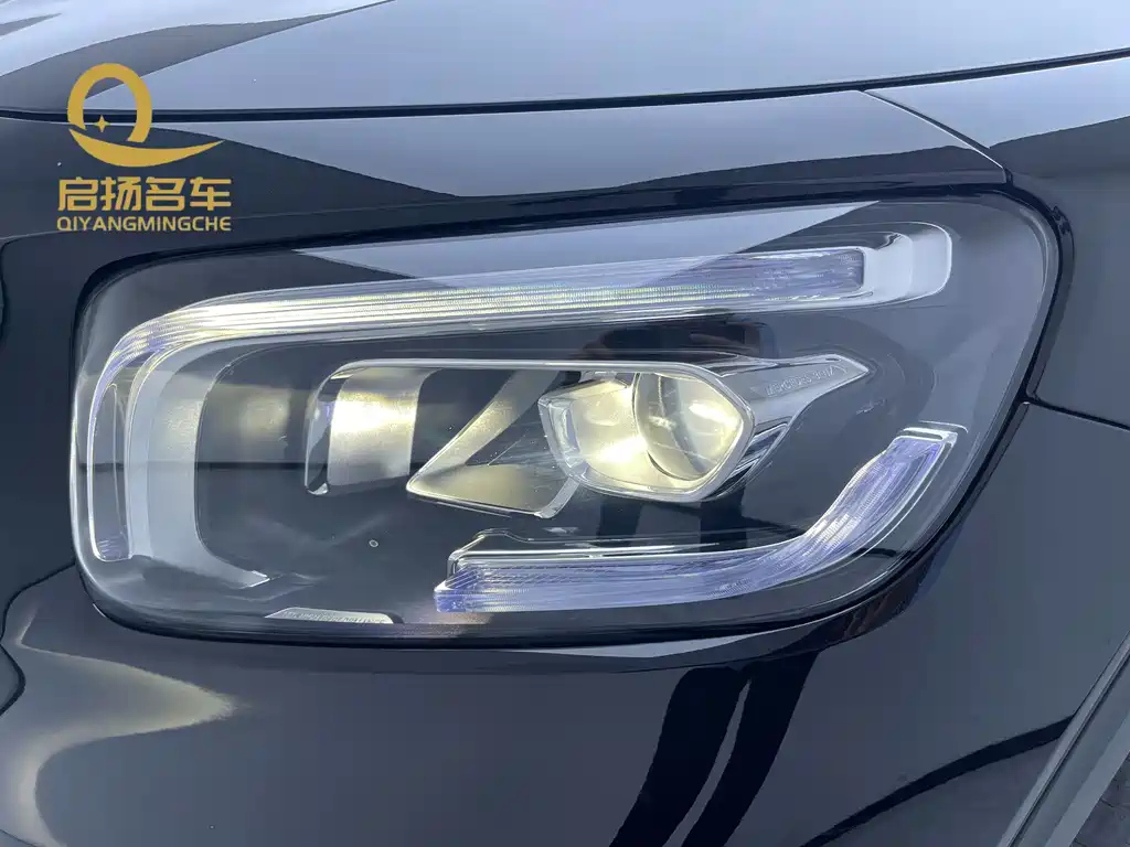 MERCEDES BENZ GLB 2022