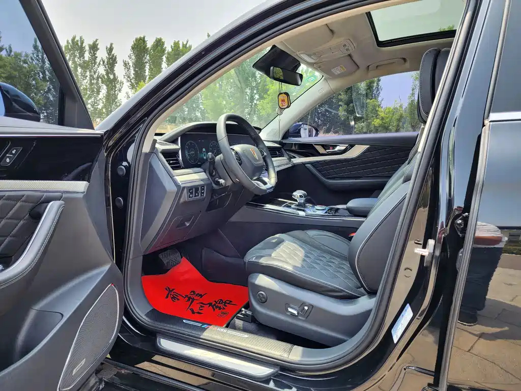 HONGQI HS5 2020