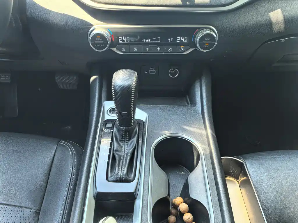 NISSAN TEANA 2019