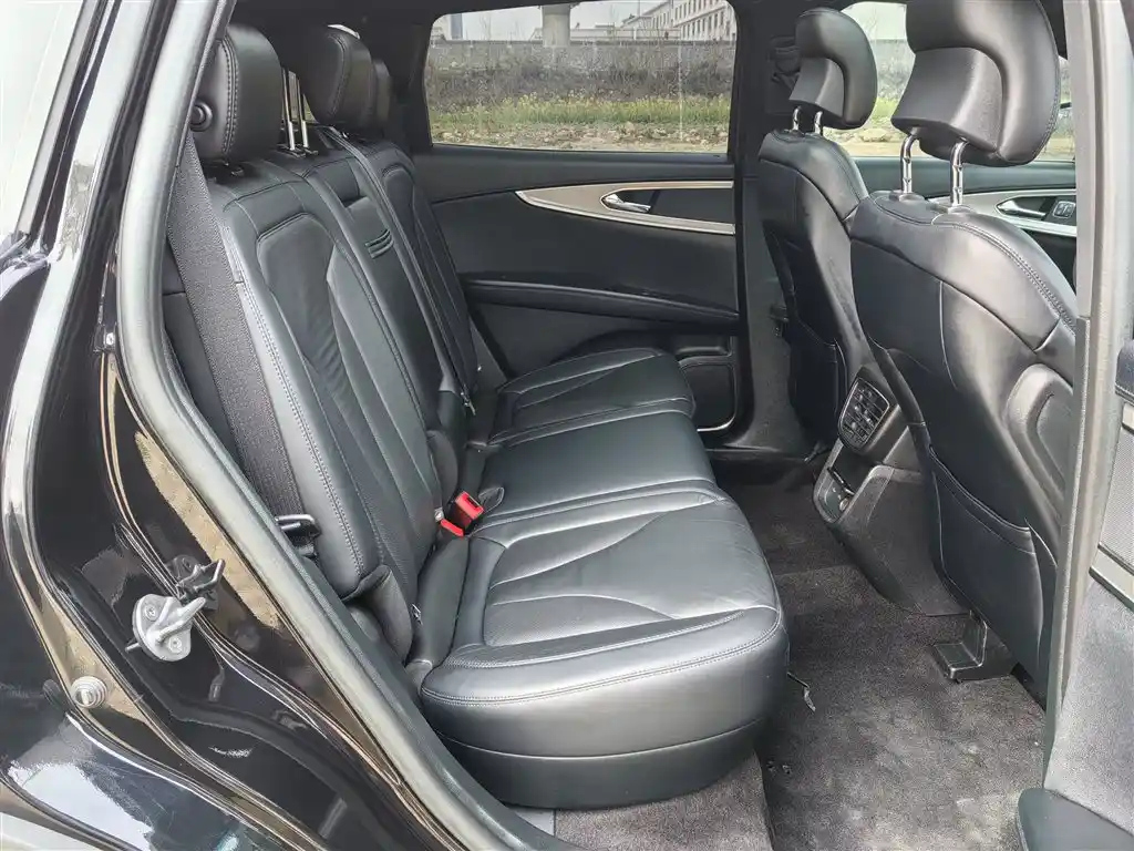 LINCOLN NAVIGATOR IMPORT 2019