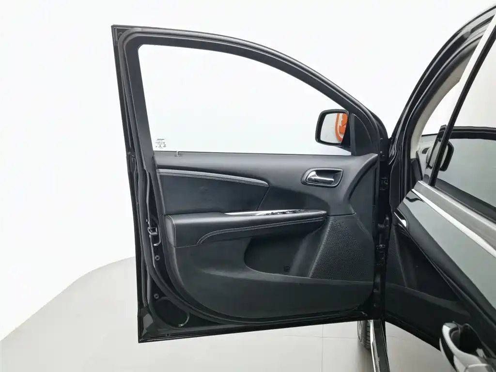 DODGE JCUV 2017