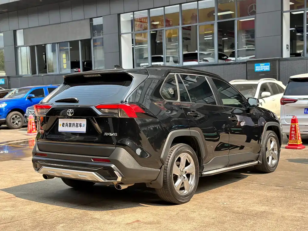 TOYOTA RAV4 RONGFANG 2022