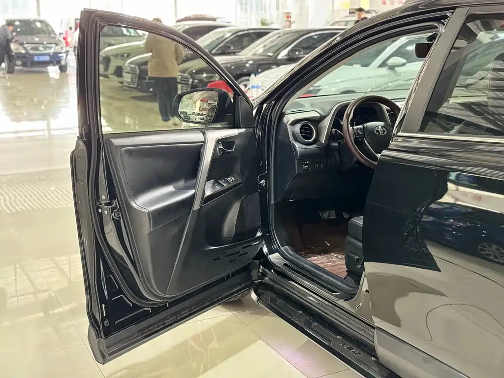 TOYOTA RAV4 RONGFANG 2019