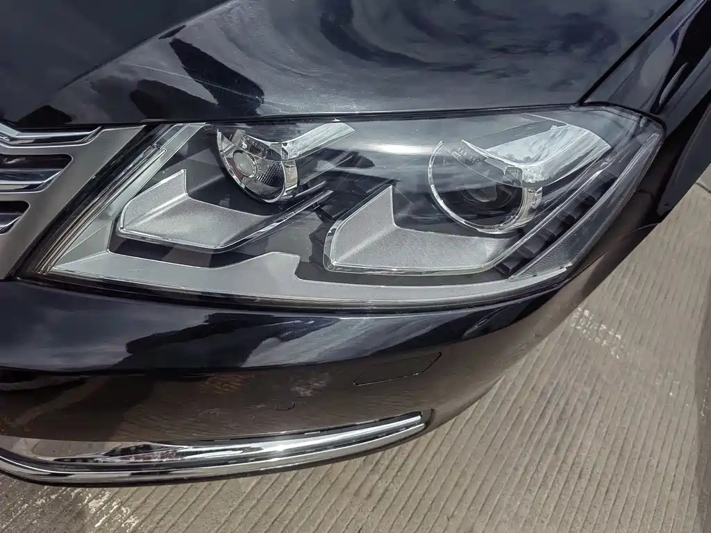 VOLKSWAGEN MAGOTAN 2016