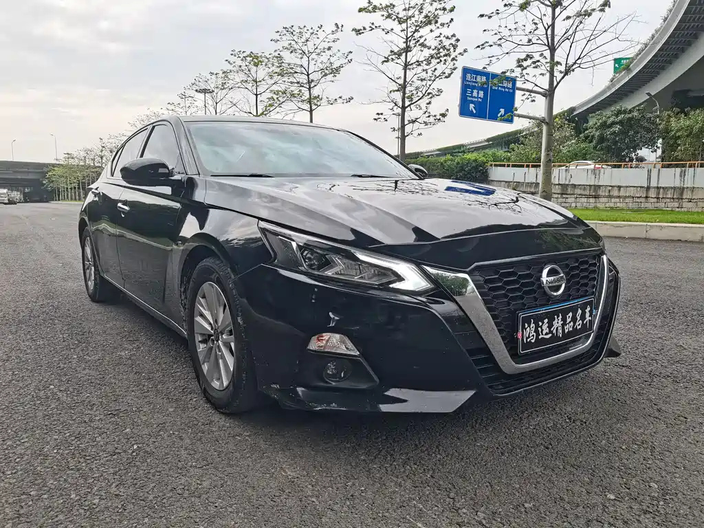 NISSAN TEANA 2019