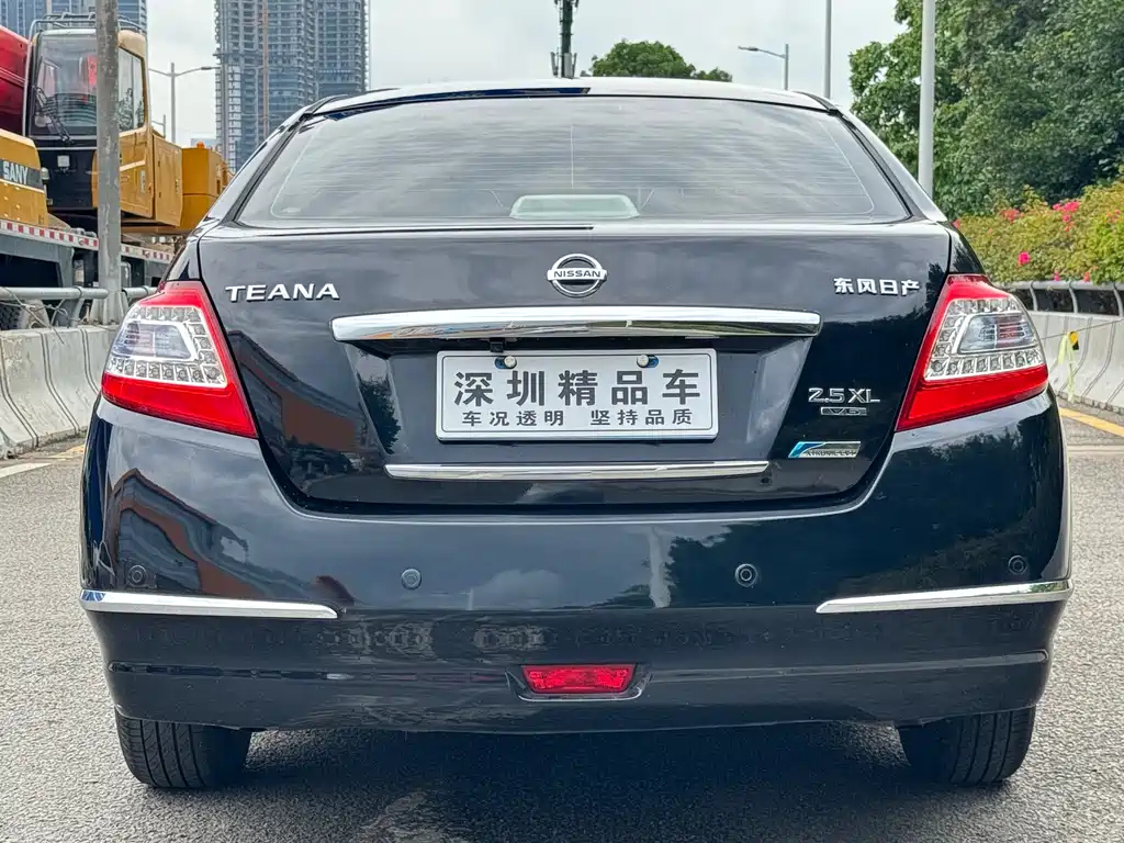 NISSAN TEANA 2013