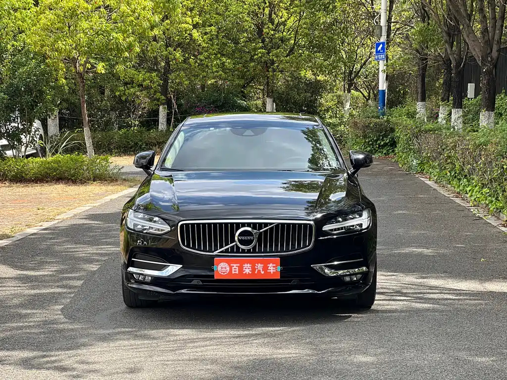 VOLVO S90 2020