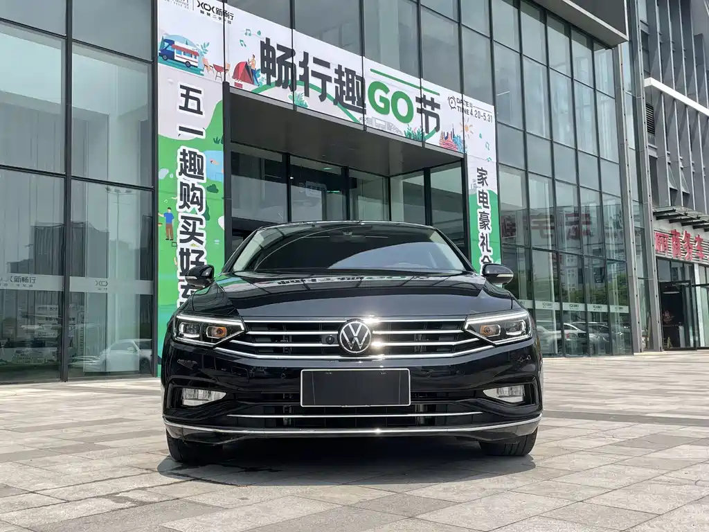 VOLKSWAGEN MAGOTAN 2021